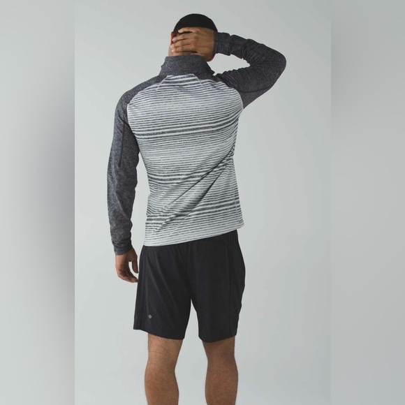 Men’s Lululemon Surge Warm 1/2 Zip Size Large Heathered Grey Stripe - Picture 4 of 10